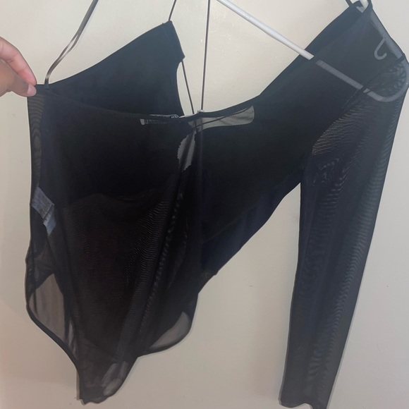 Zara ASYMMETRICAL BODYSUIT - Picture 13 of 13